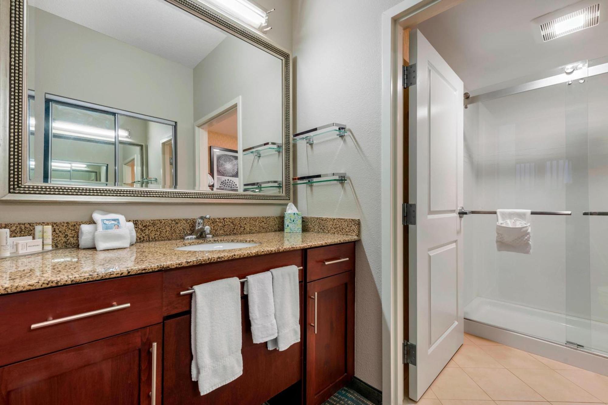 Two-Bedroom King Suite