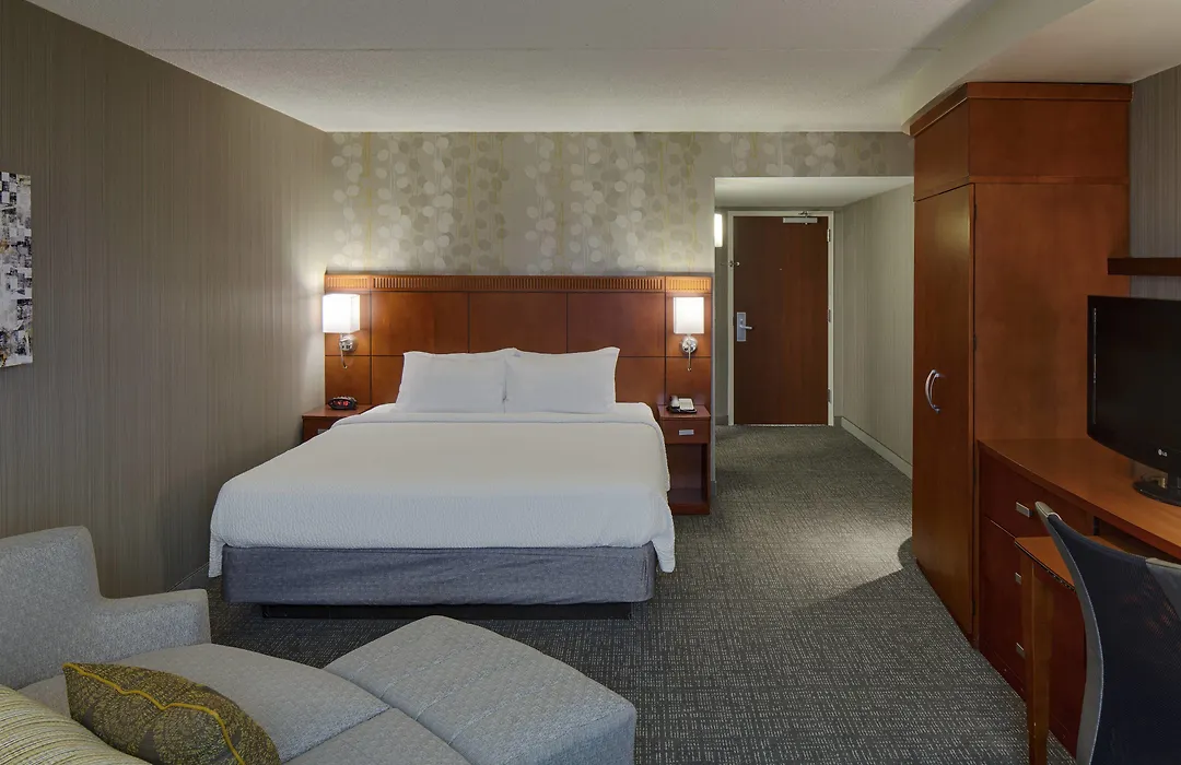 Courtyard By Marriott Columbus West/Hilliard-1