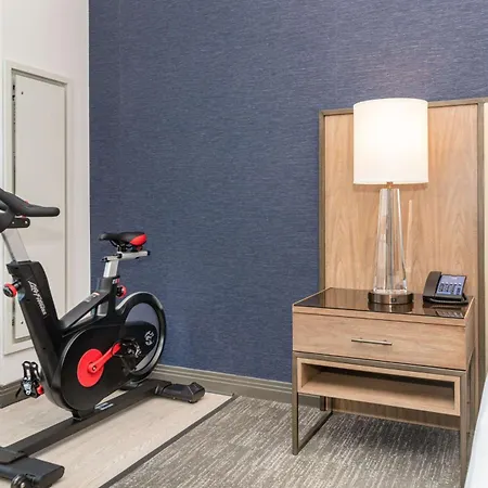 Hilton Columbus/Polaris-2